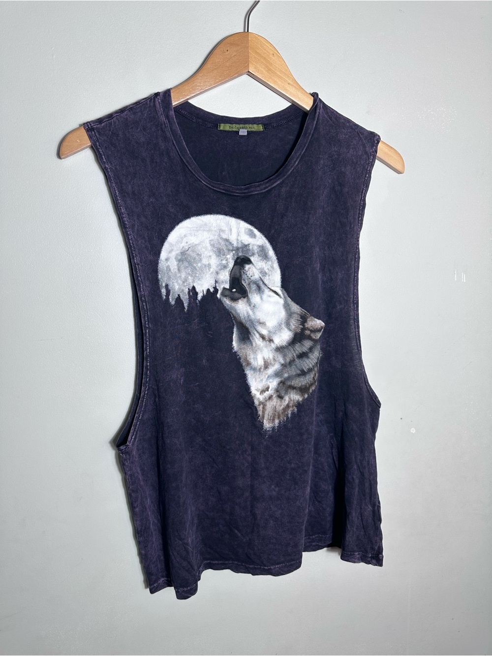 Y2K Wolf Moon Graphic Muscle Tank - Dark Purple Wash